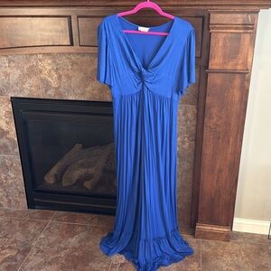 Chic Soul royal blue twist front short sleeve maxi dress equivalent size XL